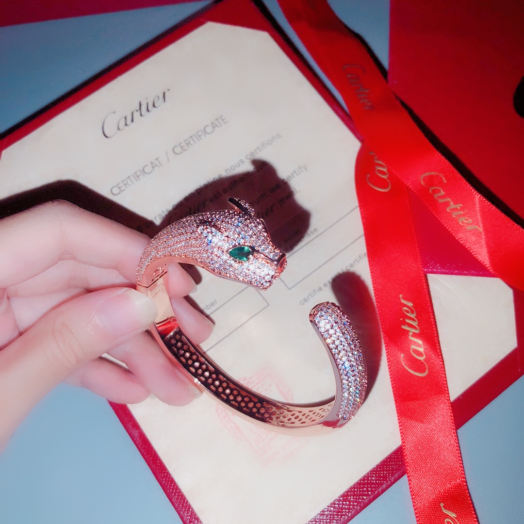 Cartier (カルティエ) 2019新作 ブレスレット.カフブレス YX
