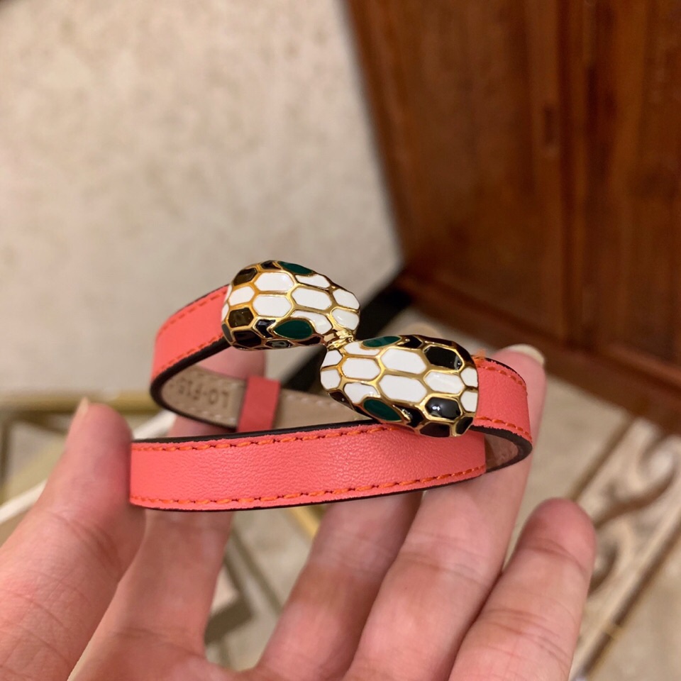 BVLGARI(ブルガリ)人気商品 ブレスレット.カフブレス YX