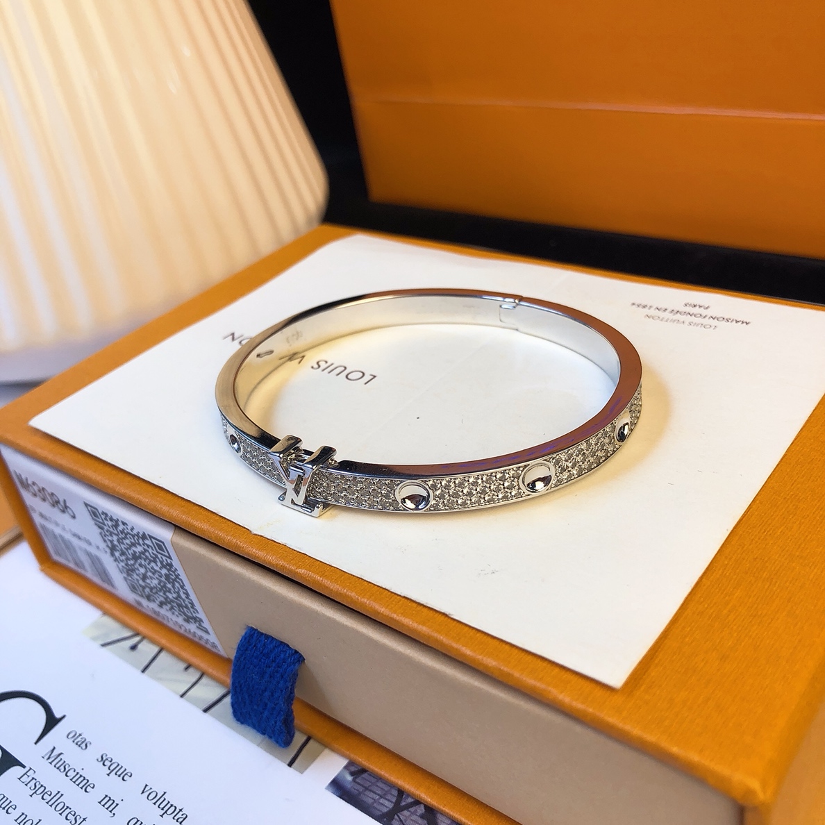 LOUIS VUITTON (ルイヴィトン) 人気商品 ブレスレット.カフブレス YY