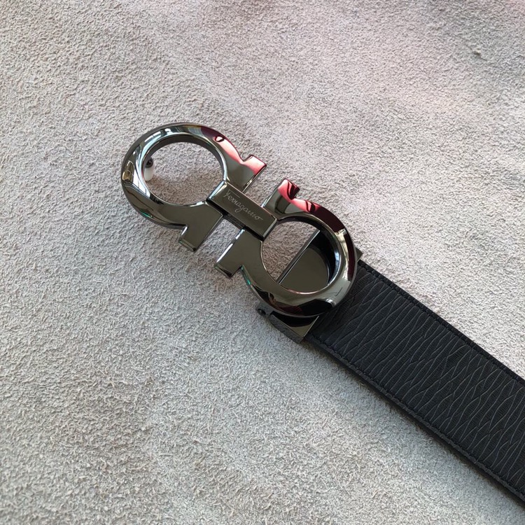 フェラガモ Ferragamo 両面仕立て ベルト サンチュール WJ