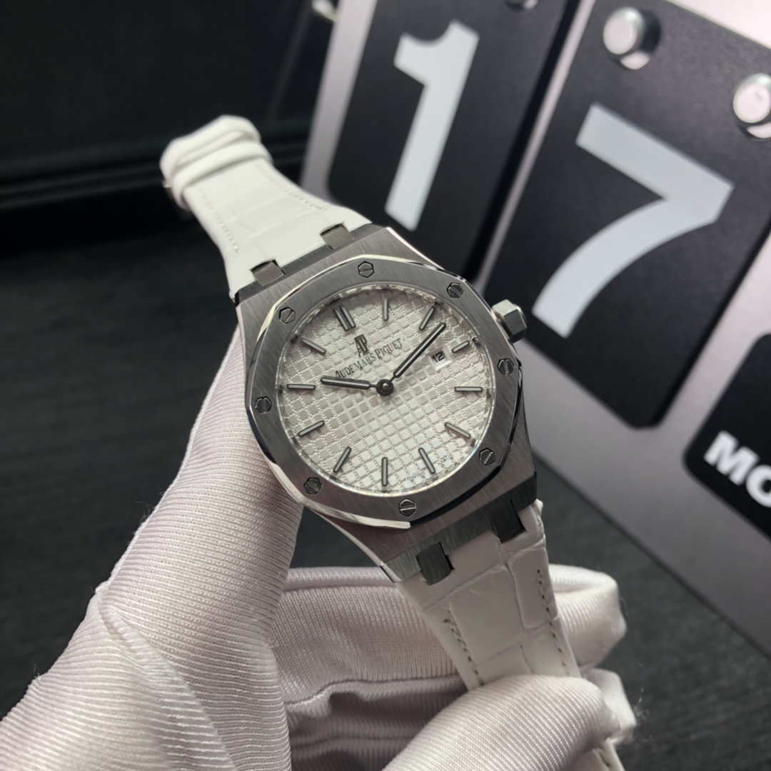 オーデマ ピゲ【AUDEMARS PIGUET】レディース 腕時計 33mm AP