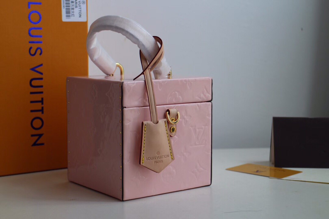 ルイヴィトン SAC BLEECKER BOX エピ 19SS 2WAYバッグ
