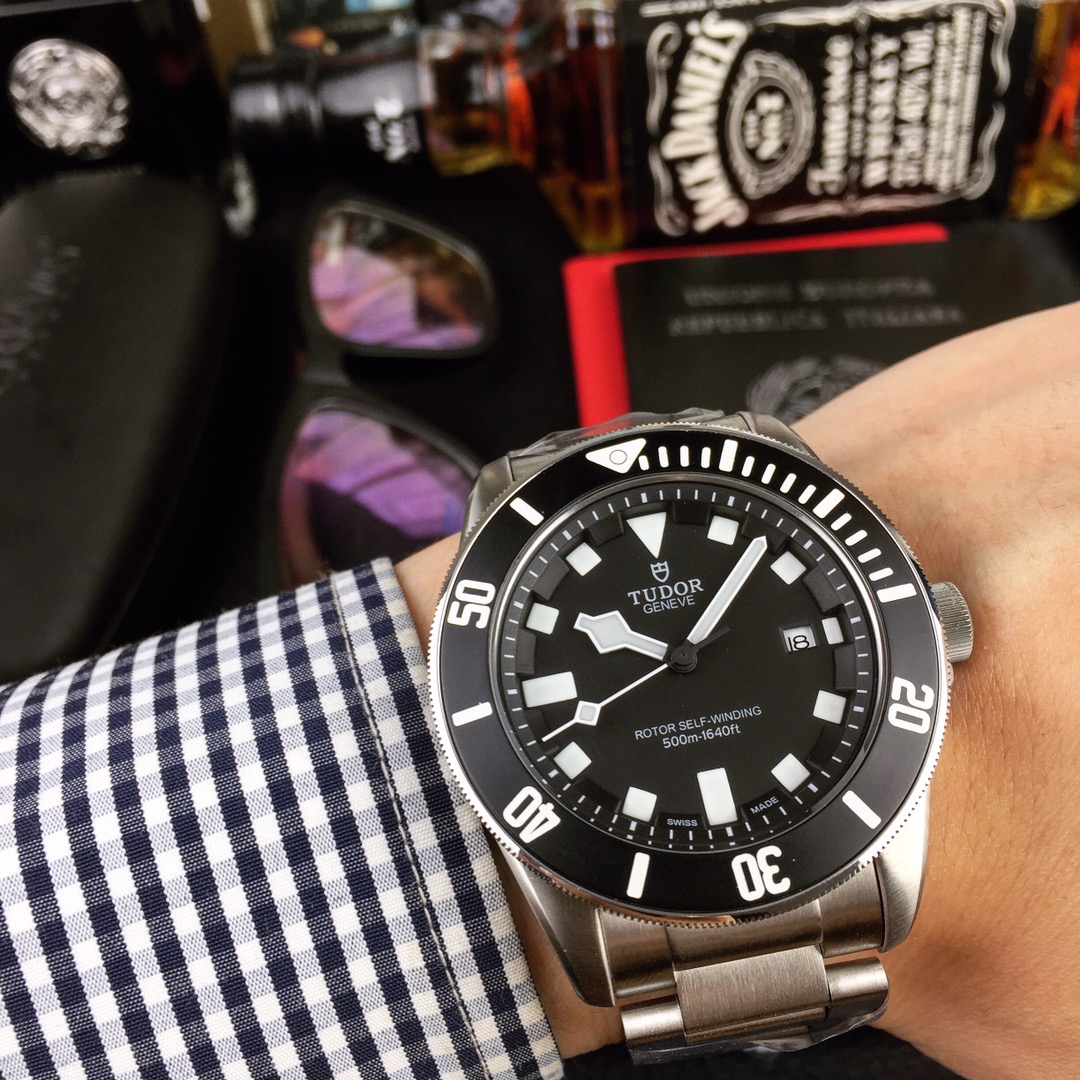 チュードル（TUDOR ）メンズ 時計 42mm 激安販売 腕時計 TUD