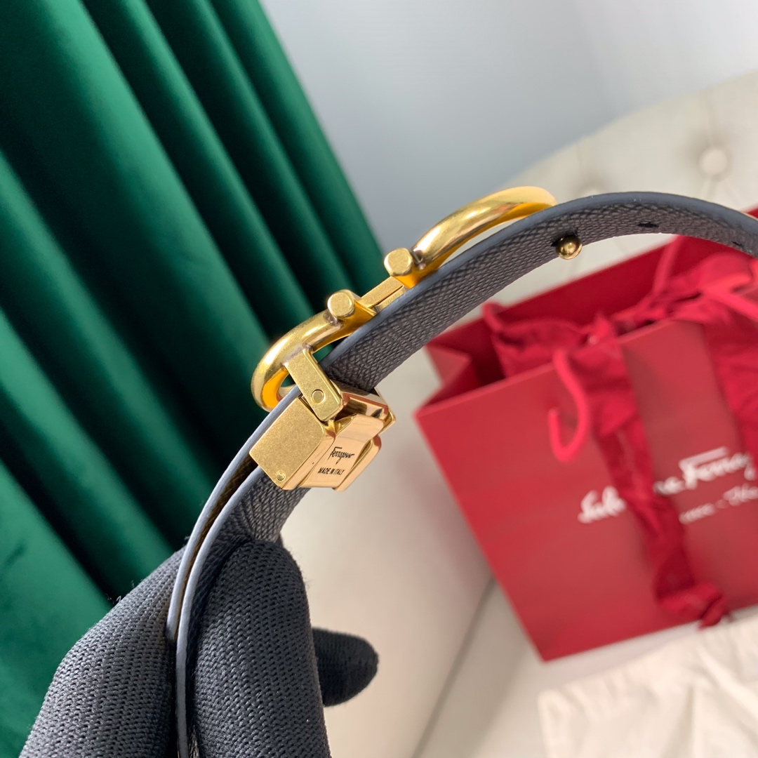 フェラガモ Ferragamo 激安価格 ベルト サンチュール XFF