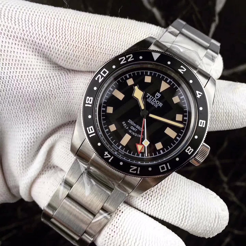 チュードル（TUDOR ）メンズ 時計 42mm 自動巻き 腕時計 TUD