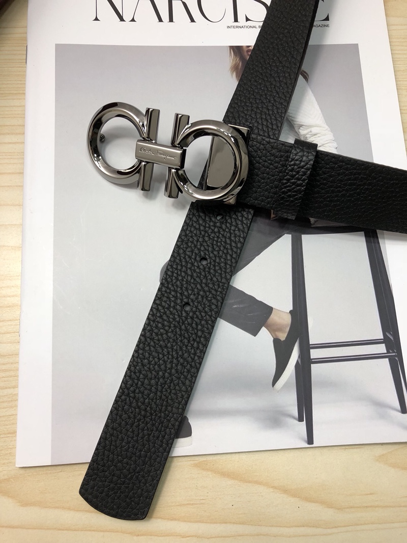 フェラガモ Ferragamo 両面仕立てベルト サンチュール ZC