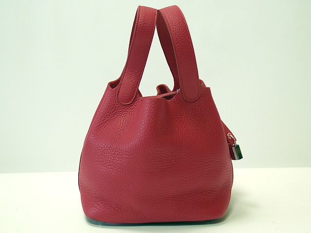 HERMES（エルメス）ピコタンロックMM/トリヨン/ルビー（金具：シルバー）