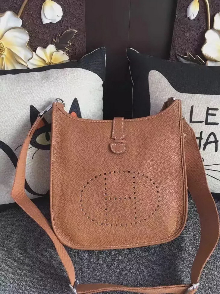 特N品 原版皮系列 最高級 エルメス エヴリンPM ショルダーバッグ トリヨンクレマンス