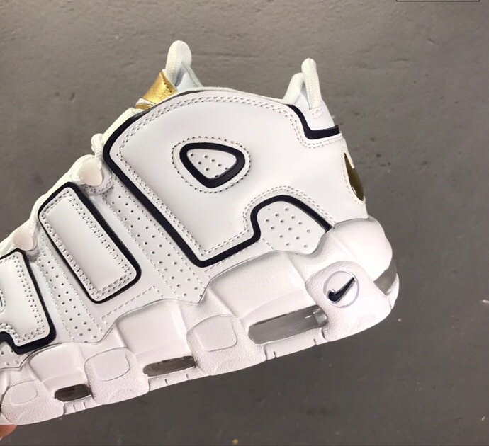 19SSNike Air More Uptempo QS スニーカー 男 レディース A00