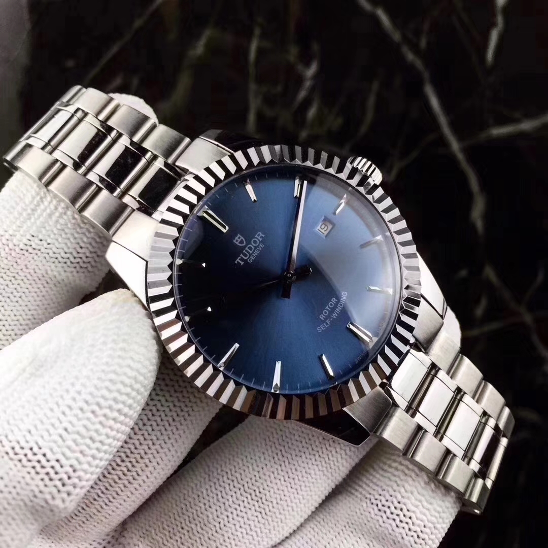 チュードル（TUDOR ）メンズ 時計 42mm 自動巻き 腕時計 TUD