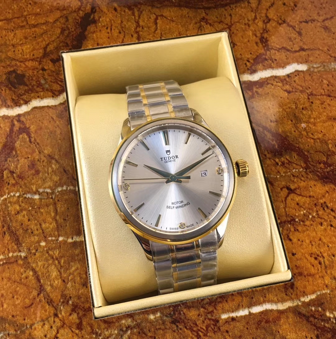 チュードル（TUDOR ）メンズ 時計 40mm 自動巻き 腕時計 TUD