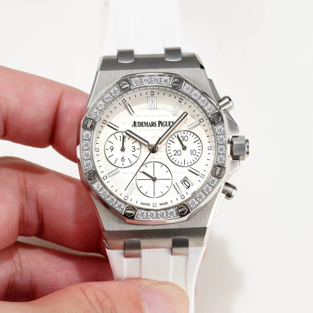 オーデマ ピゲ【AUDEMARS PIGUET】レディース 腕時計 37mm AP