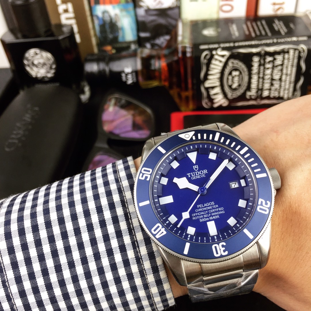 チュードル（TUDOR ）メンズ 時計 42mm 激安販売 腕時計 TUD