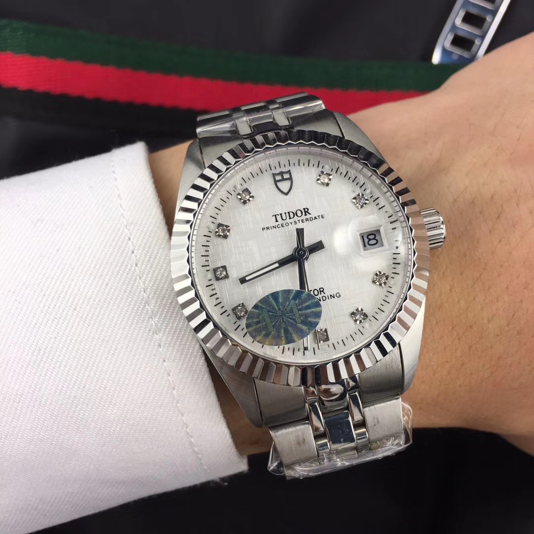チュードル（TUDOR ）メンズ 時計 40mm 自動巻き 腕時計 TUD