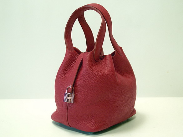 エルメス（HERMES） エルメス　ピコタンロックPMトリヨン　ルビー/金具シルバー